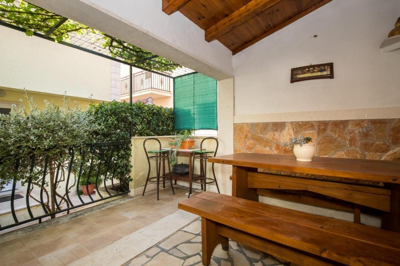 בול Apartmani Filipic מראה חיצוני תמונה
