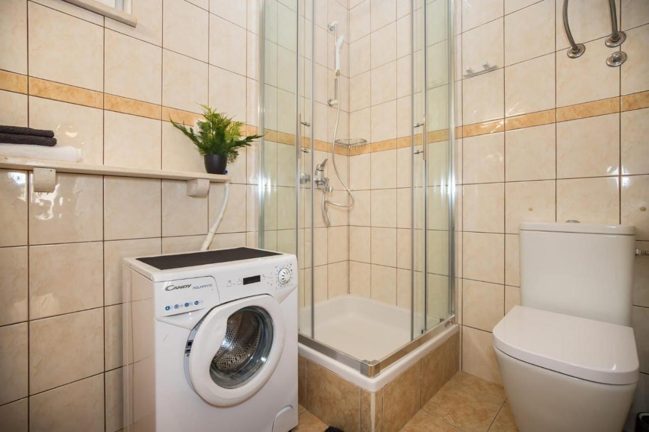 בול Apartmani Filipic מראה חיצוני תמונה