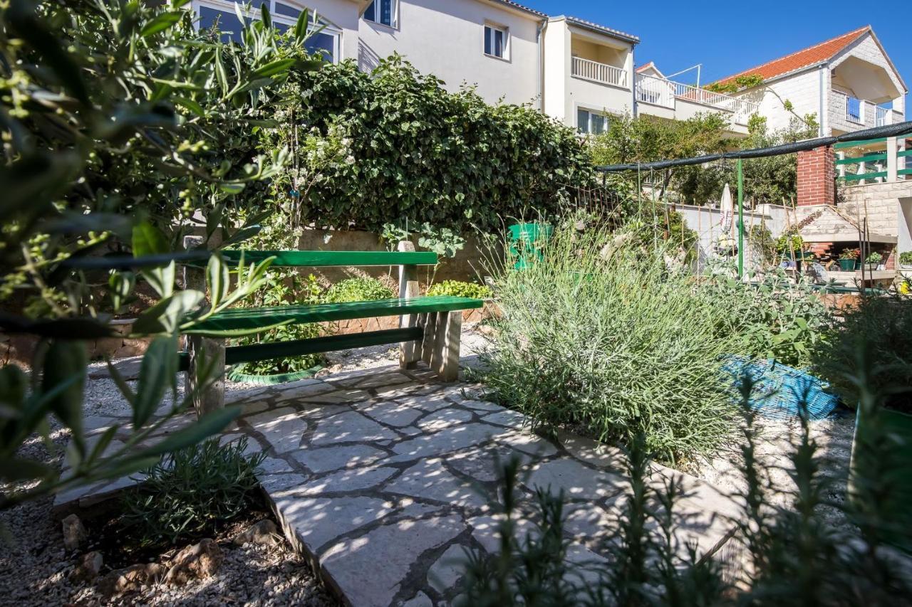 בול Apartmani Filipic מראה חיצוני תמונה
